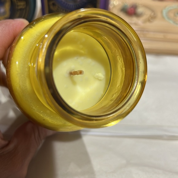 Halloween Pumpkin Scented candle - Picture 3 of 3